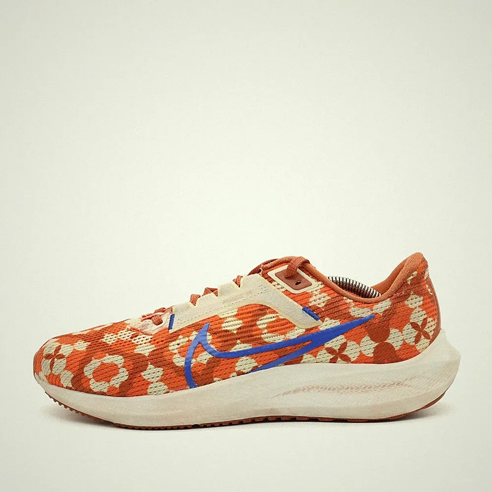 Nike Damen Pegasus 40 Sportschuh Orange/Blau/Beige Mesh Niedrig Laufschuh EU 42