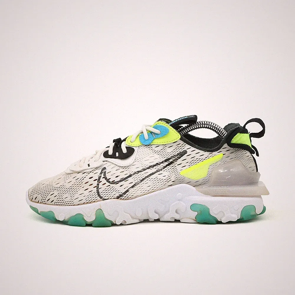 Nike Damen React Vision Sportschuh Weiß/Grü/Neon Mesh Low-Top Sneaker EU 40