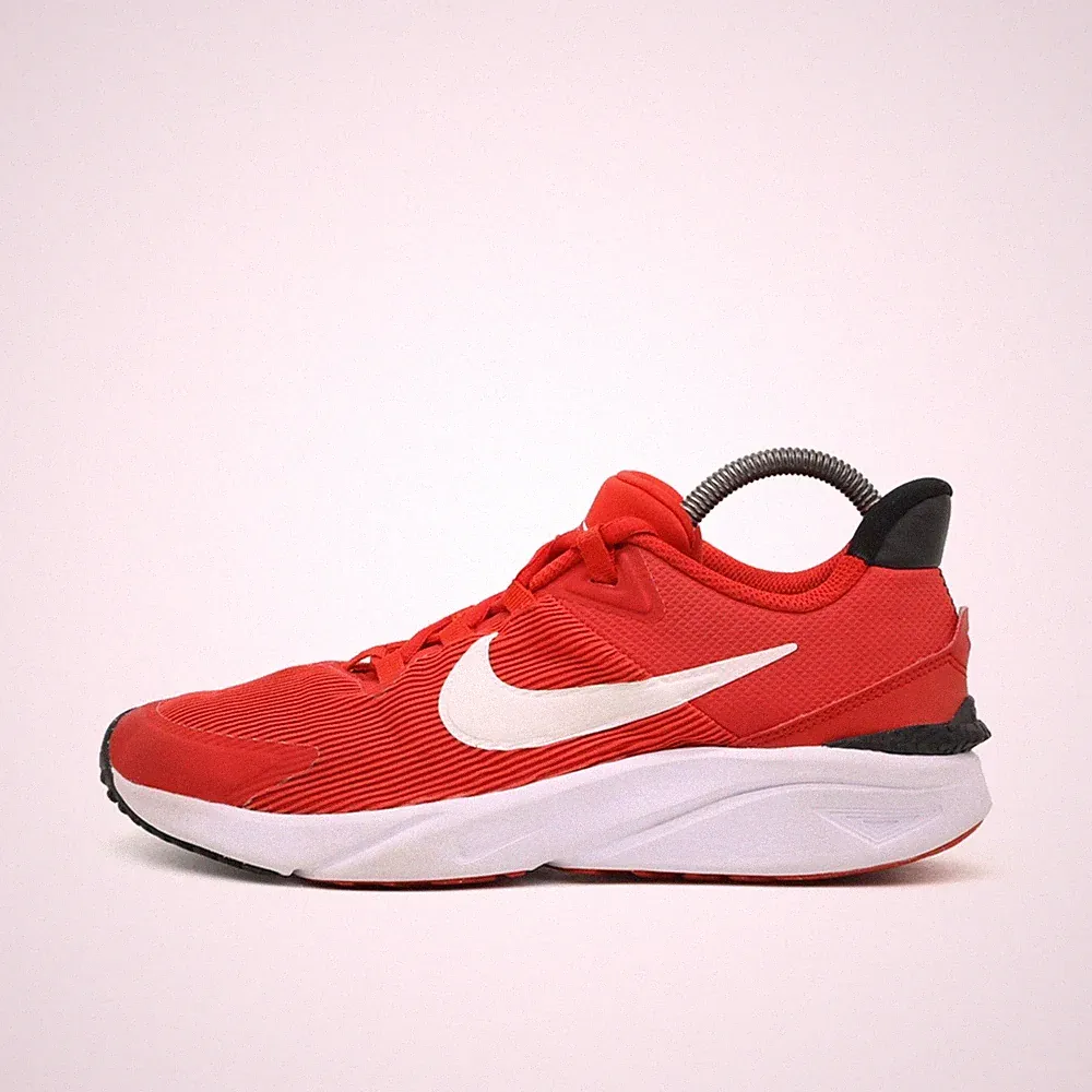 Nike Damen Star Runner 4 Schuhe Rot Weiß Schwarz Mesh Leicht Laufschuhe EU 38