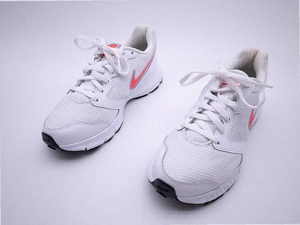 Nike Downshifter 6 Damen Laufschuh Sportschuh Sneaker Gr. 37,5 EU Art. 34826-10