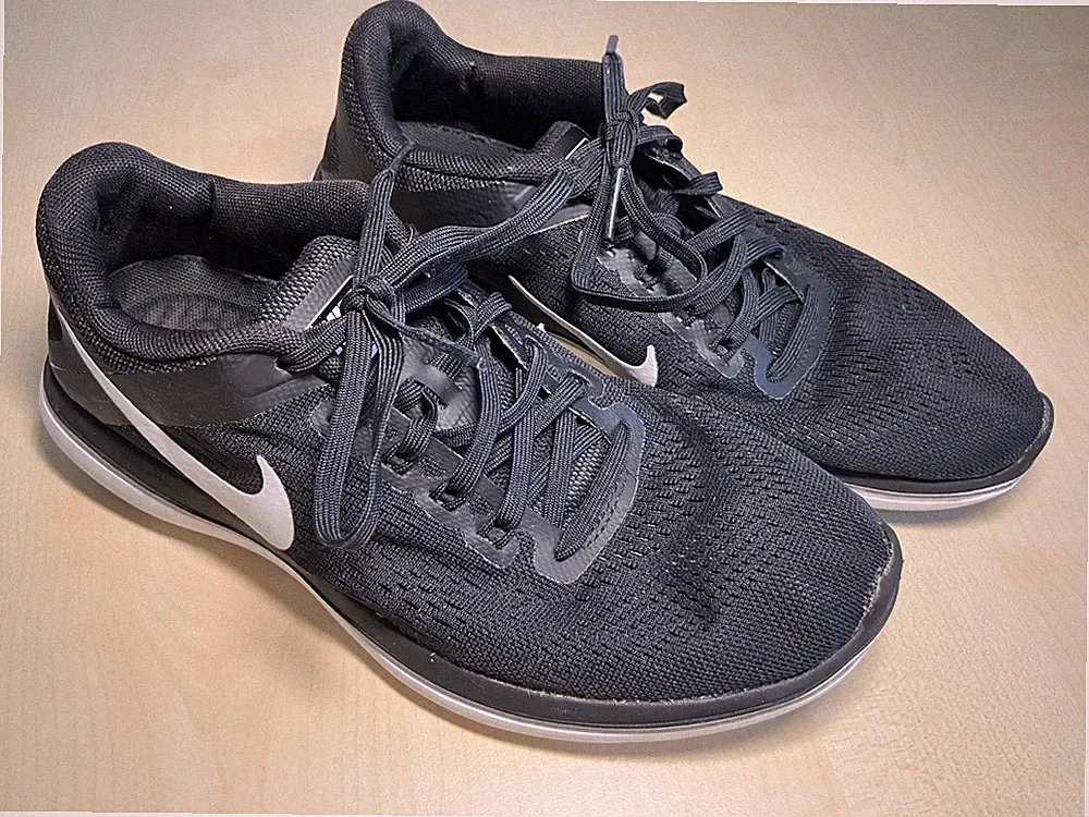 NIKE Flex Run 2016, Sneaker, Turnschuhe, Laufschuhe, Gr. 38, schwarz