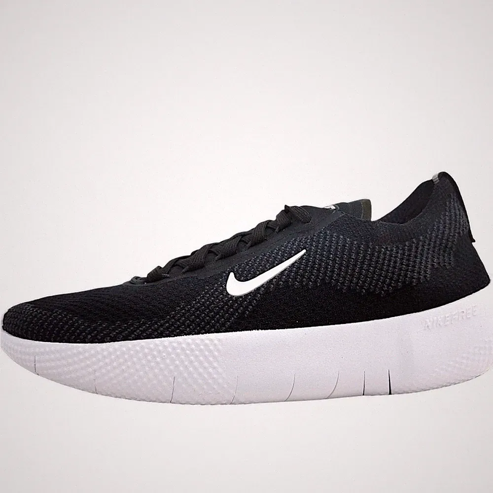 Nike Free Damen Laufschuh in Schwarz