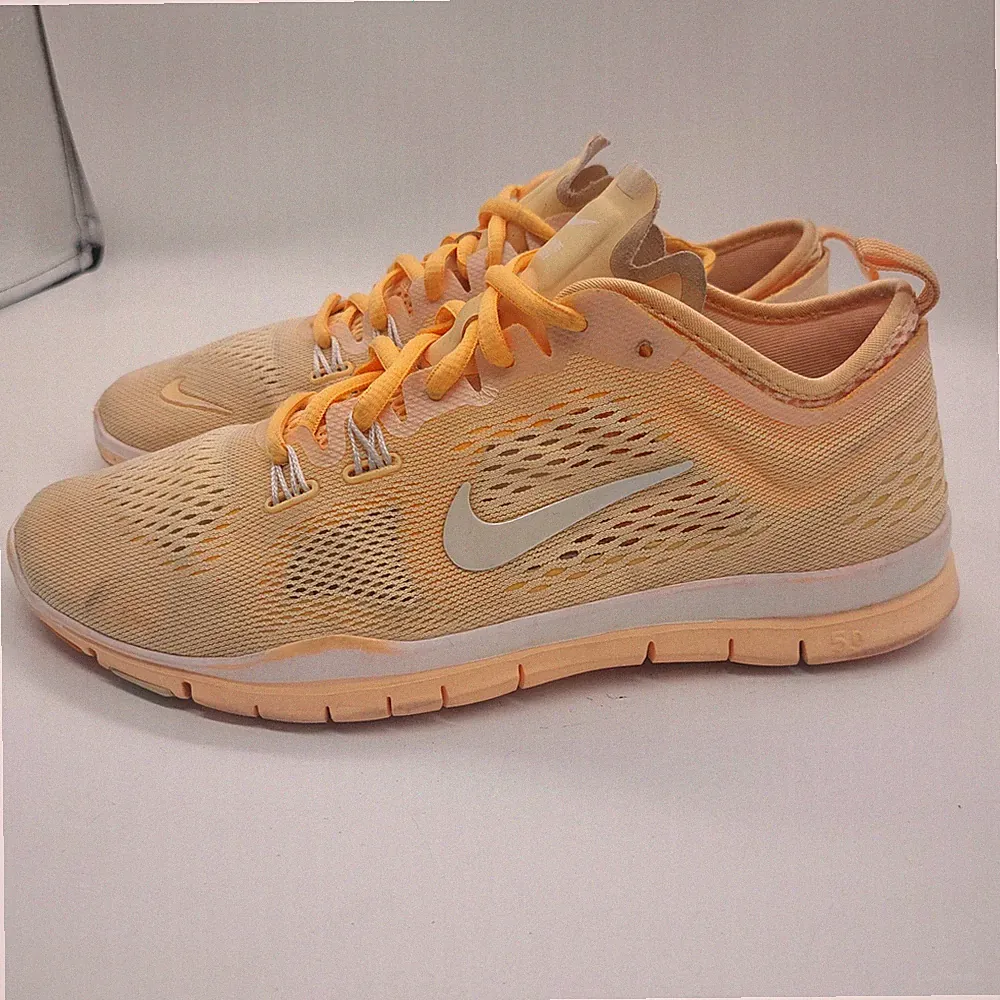 Nike Free Damen Laufschuhe Grösse 37.5