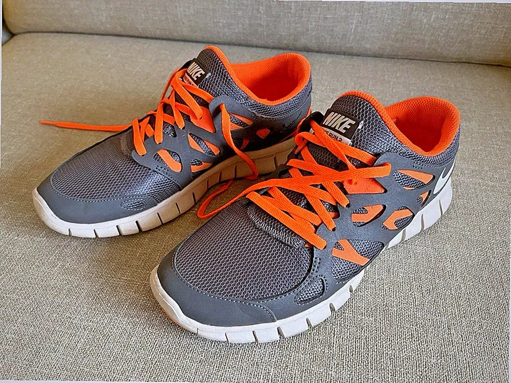 Nike Free Run 2 - Damen - Laufschuhe Sportschuhe - US 8 - Gr. EU 41