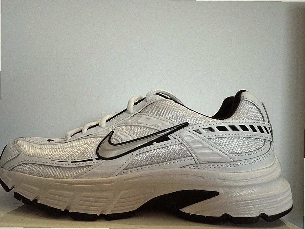 Nike Initiator Damen Laufschuh UK 5 US 7,5 EU 38,5 REF 5709