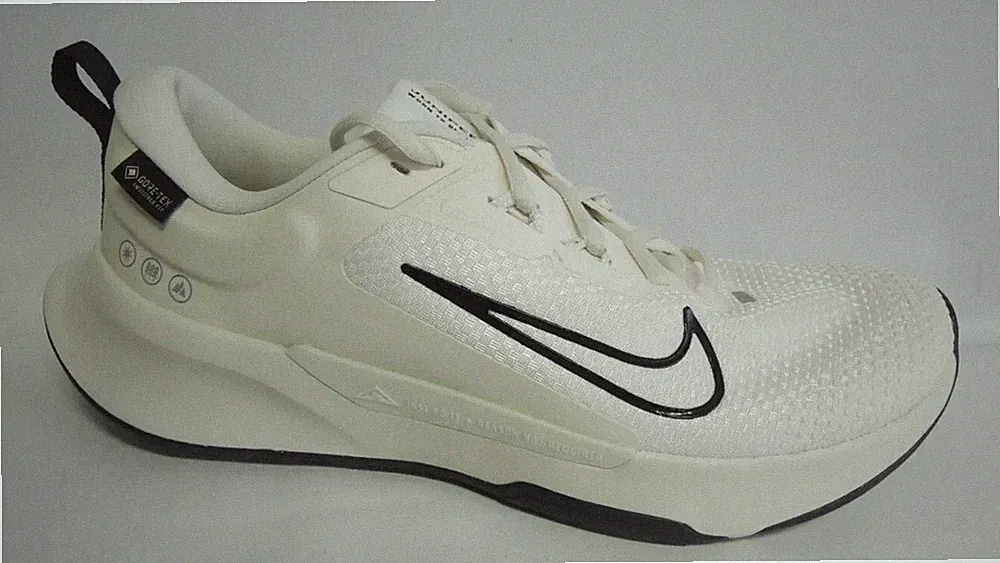 Nike Juniper Trail 2 GORE-TEX V2 HM9725-100 Damen Laufschuhe NEU Gr. 38,5 - 39