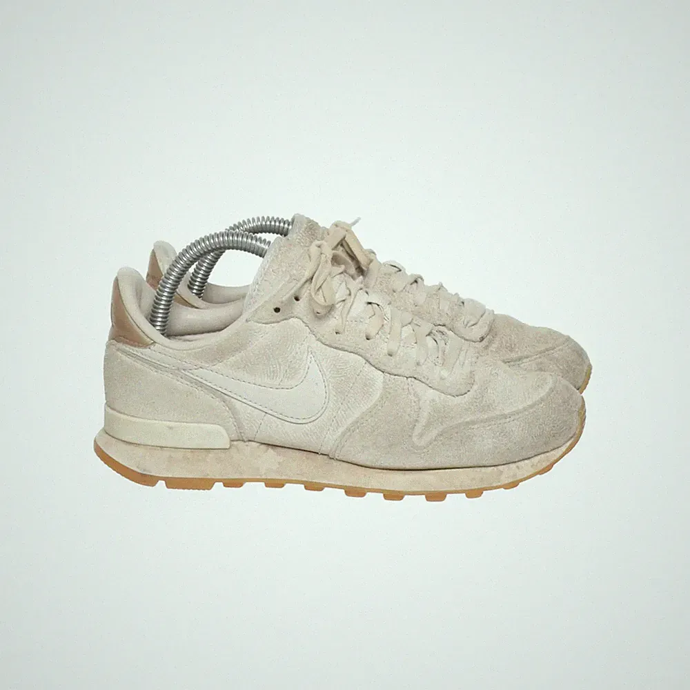 Nike, Laufschuhe, Größe: 35 1/2, Weiß, Damen #cHG
