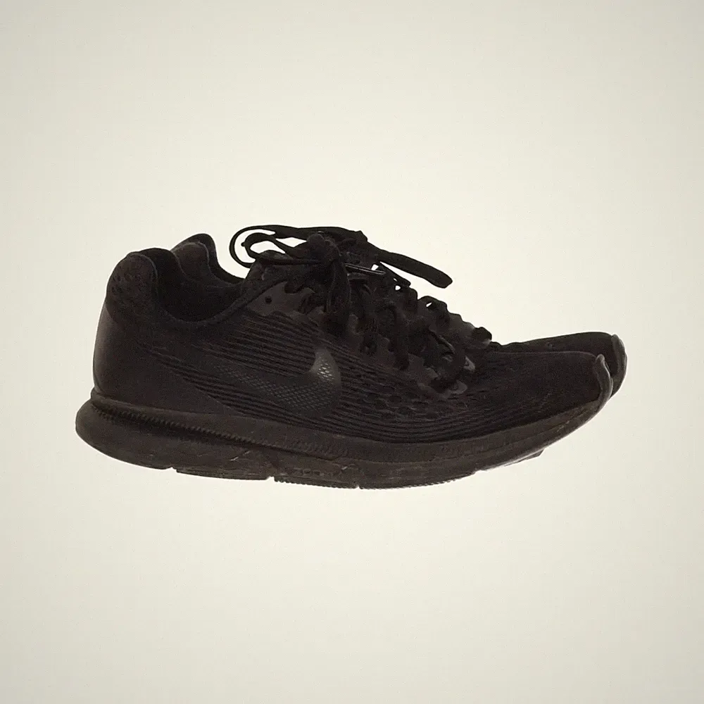 Nike, Laufschuhe, Größe: 36 1/2, Schwarz, Damen #Z75