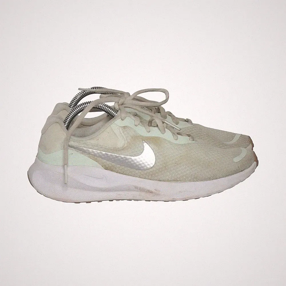 Nike, Laufschuhe, Größe: 37 1/2, Beige/Grün/Braun, Damen #9Y4