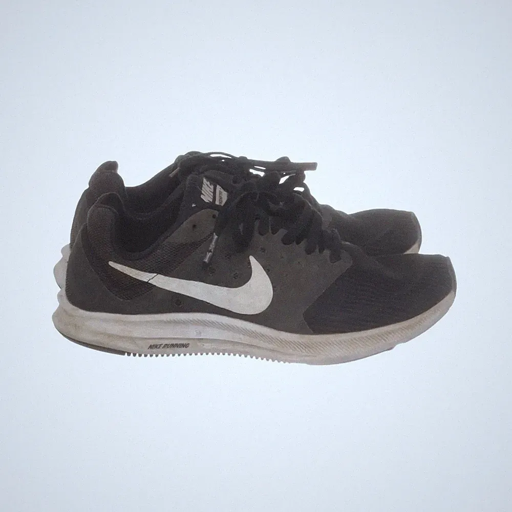 Nike, Laufschuhe, Größe: 37 1/2, model: downshifter 7, Schwarz, Damen #8KO