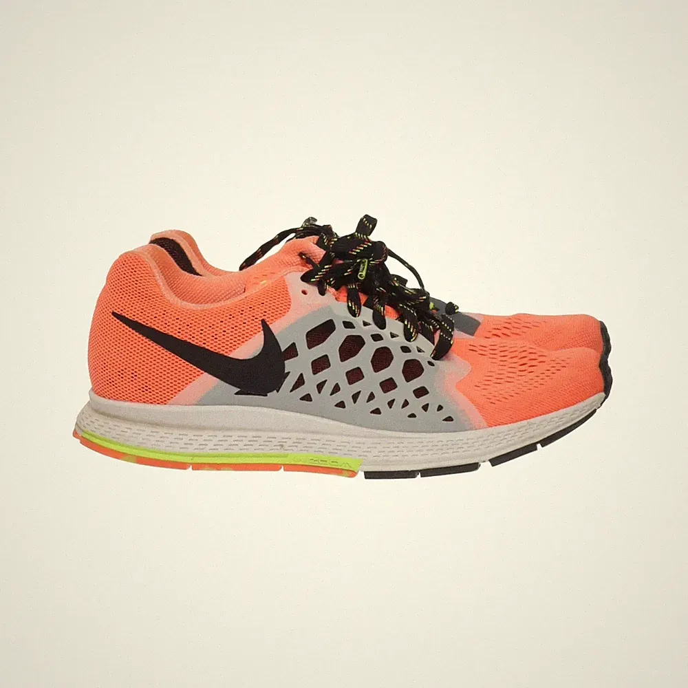 Nike, Laufschuhe, Größe: 38 1/2, Orange/Grau/Schwarz, Damen #7qk
