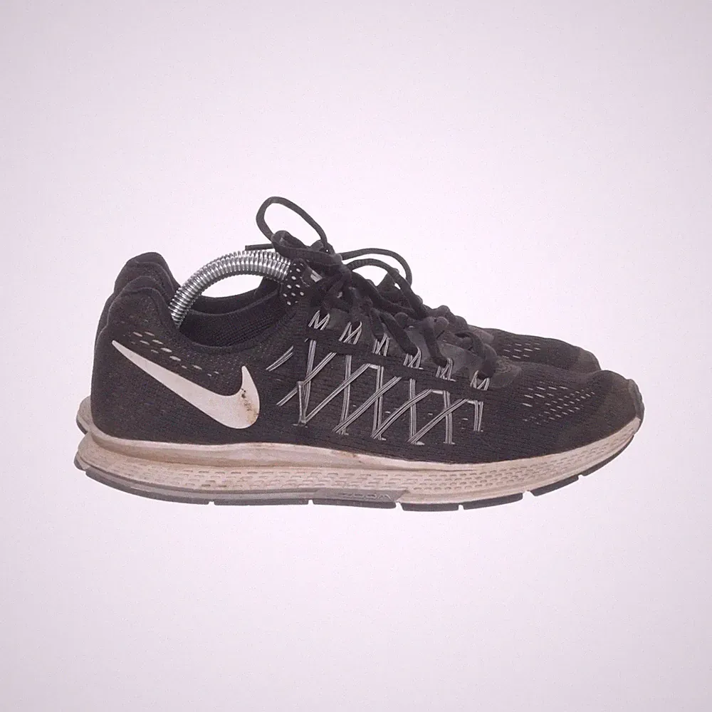 Nike, Laufschuhe, Größe: 38 1/2, Schwarz, Damen #yQm