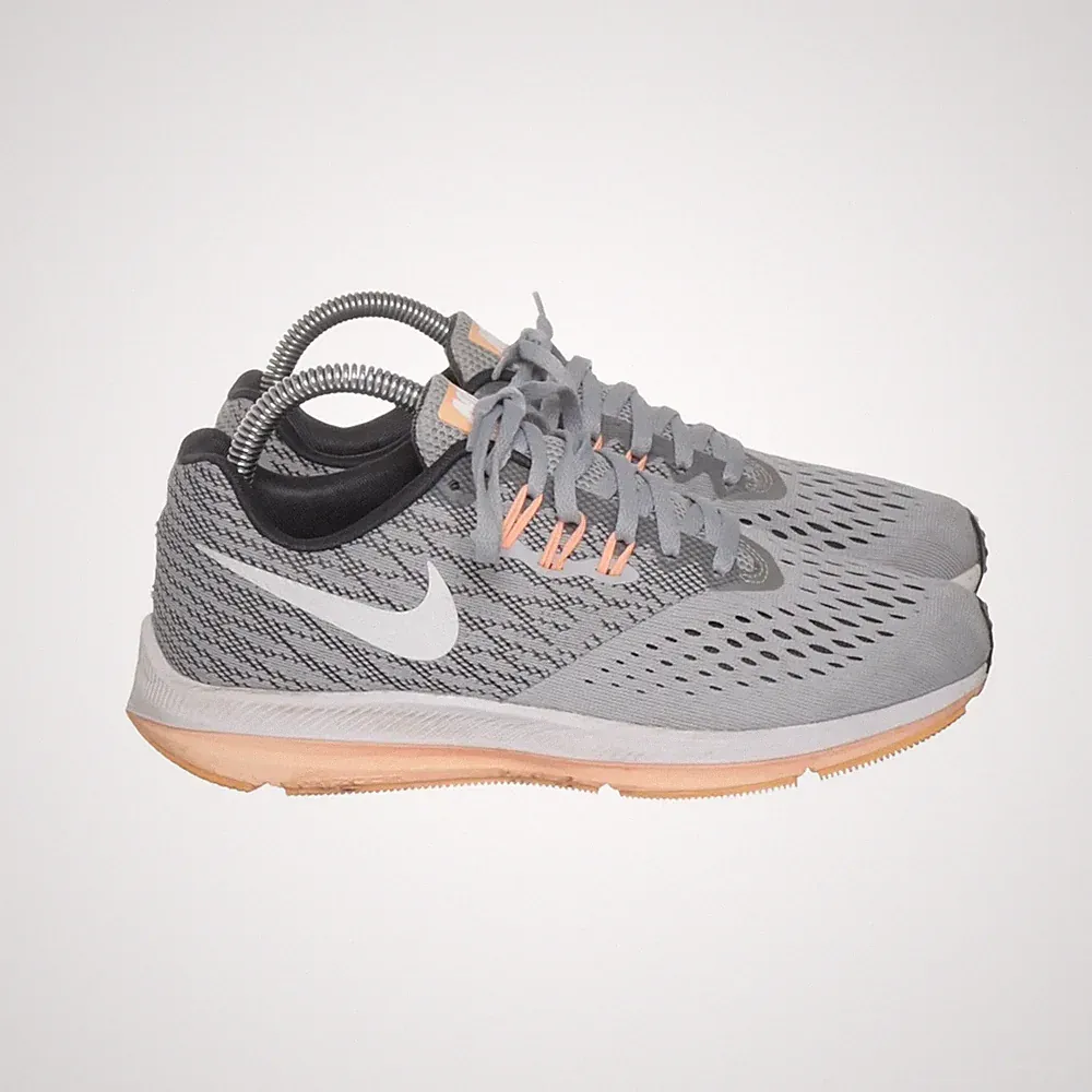 Nike, Laufschuhe, Größe: 38, Grau/Weiß/Orange, Damen #asj