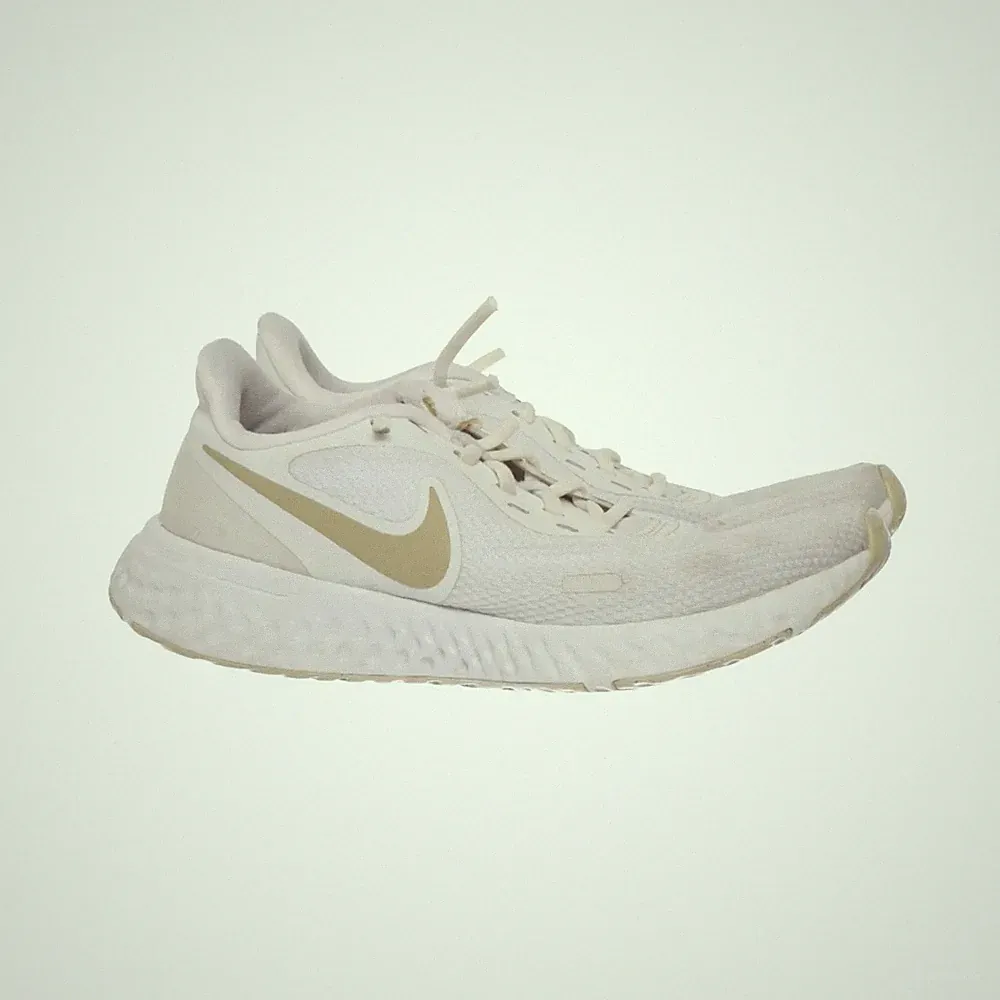 Nike, Laufschuhe, Größe: 38, model: revolution 5, Weiß/Gold, Damen #AJF