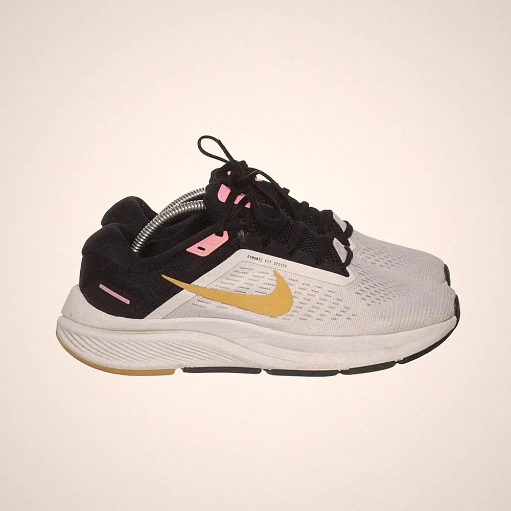 Nike, Laufschuhe, Größe: 38, model: star runner 3, Weiß/Schwarz/Gold, Damen #vTF
