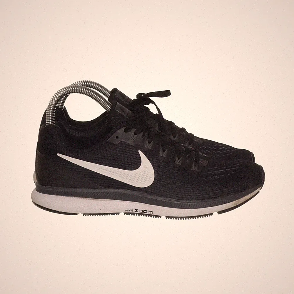 Nike, Laufschuhe, Größe: 39, model: air zoom pegasus 34, Schwarz/Weiß #bIE