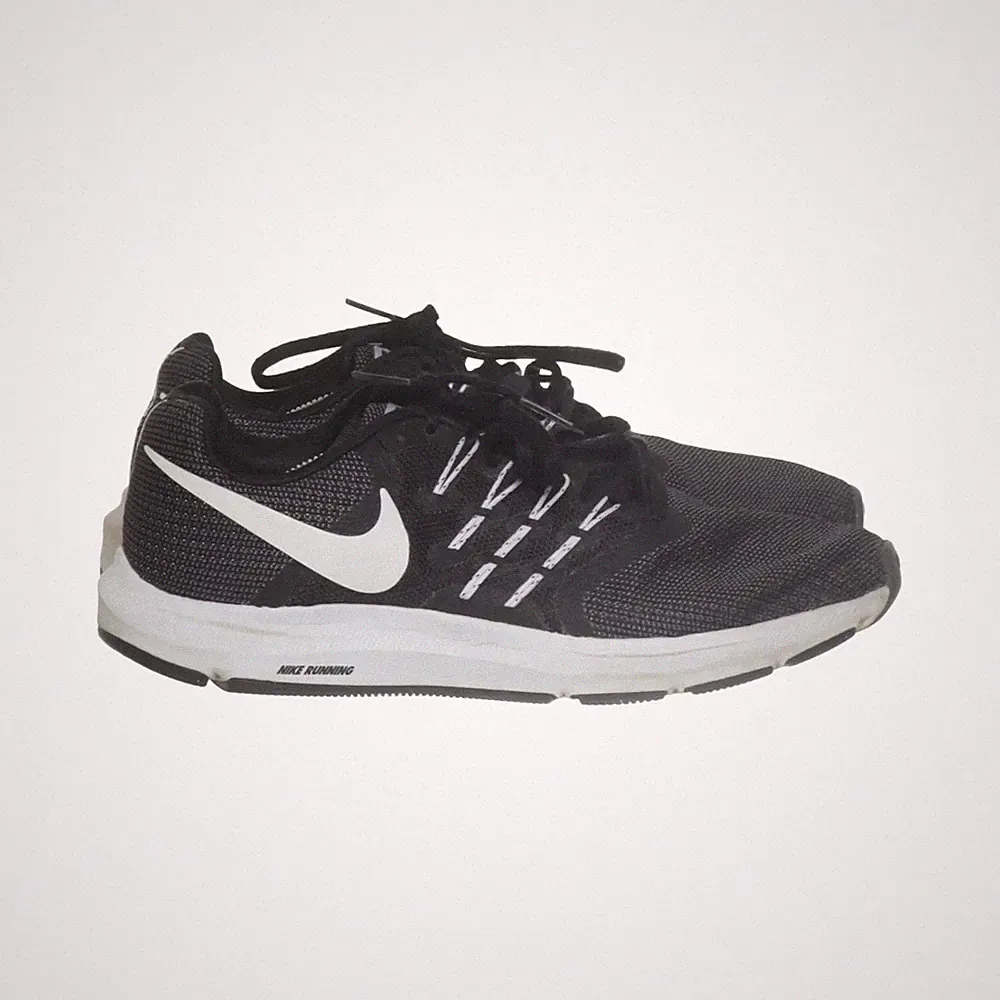 Nike, Laufschuhe, Größe: 39, Schwarz/Weiß, Damen #12P