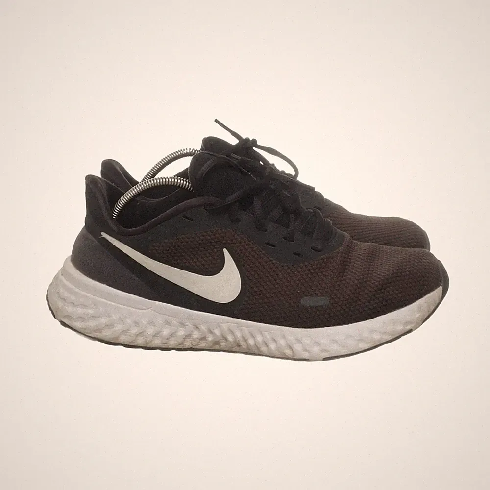 Nike, Laufschuhe, Größe: 42, Schwarz/Braun, Damen #o0M