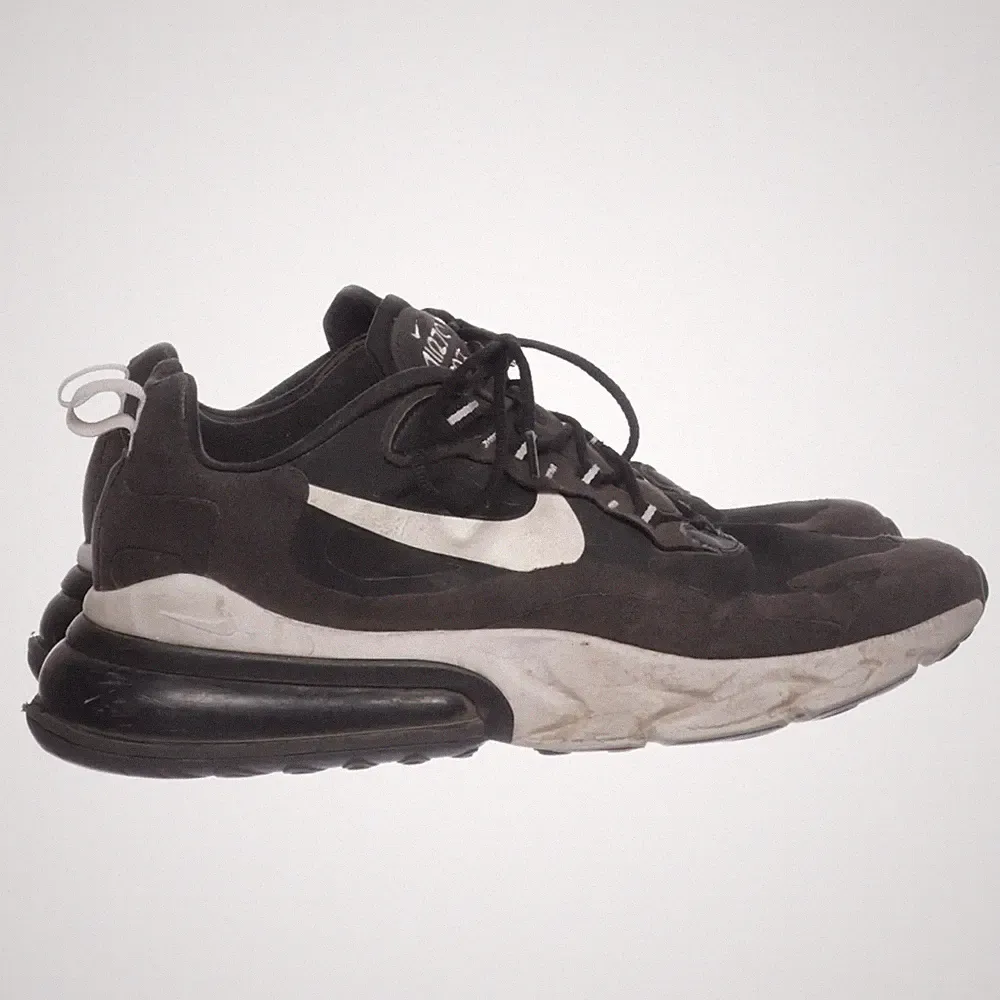 Nike, Laufschuhe, Größe: 44 1/2, model: air 270 react, Schwarz #Wri