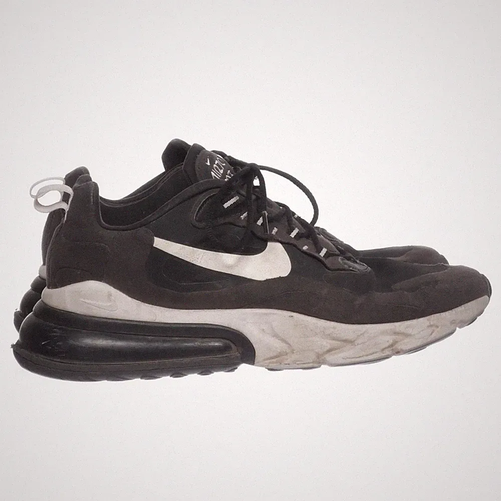 Nike, Laufschuhe, Größe: 44 1/2, model: air 270 react, Schwarz #Wri