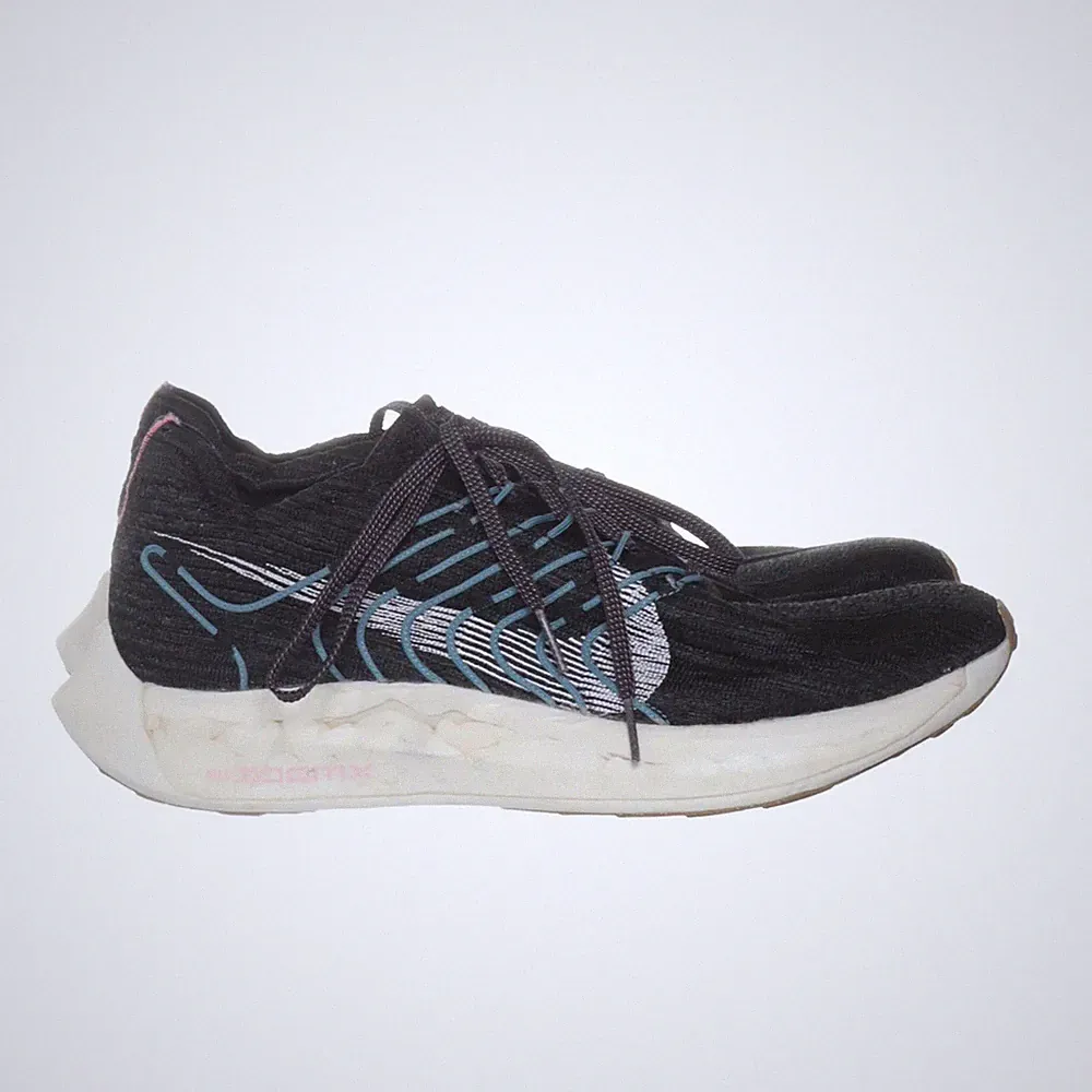 Nike, Laufschuhe, Größe: 44 1/2, Schwarz/Pink/Blau, Damen #kHA
