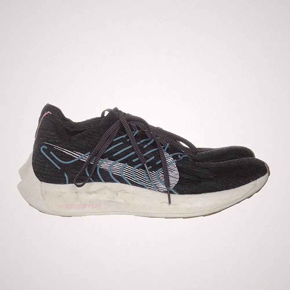 Nike, Laufschuhe, Größe: 44 1/2, Schwarz/Pink/Blau, Damen #kHA