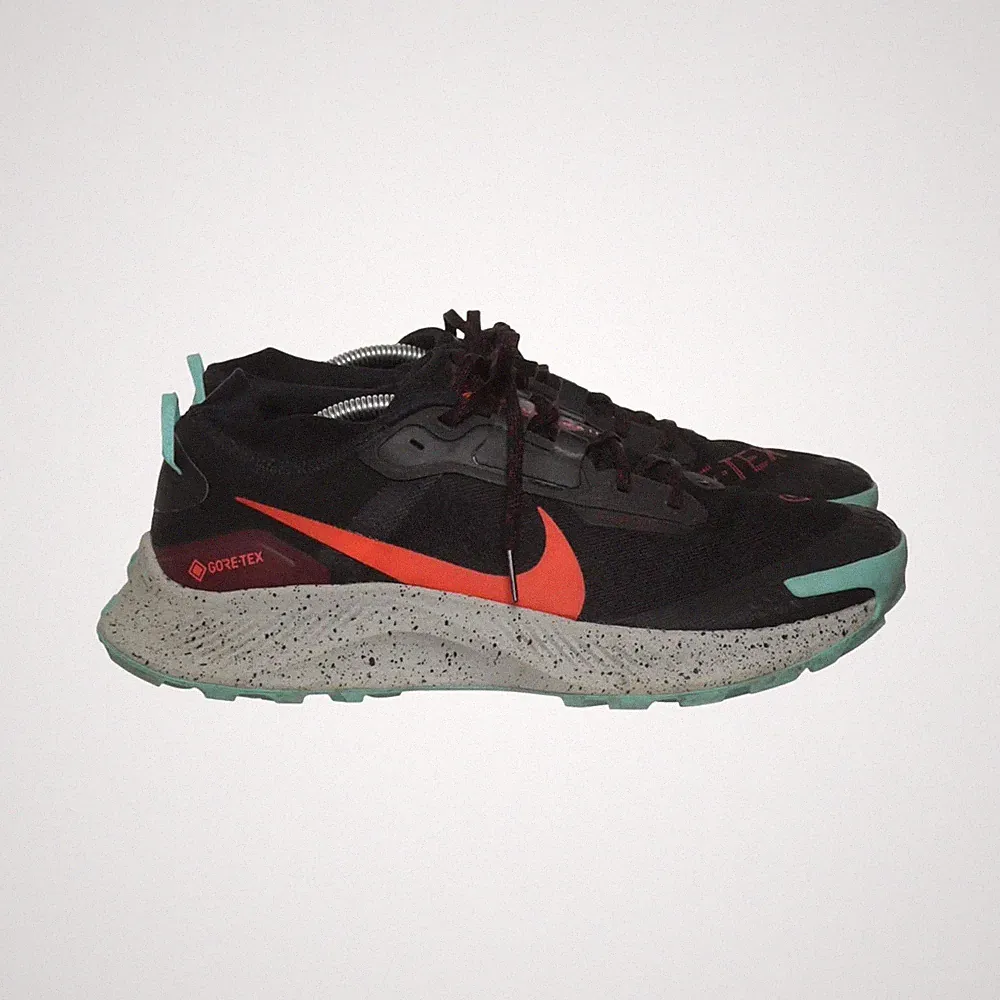 Nike, Laufschuhe, Größe: 45 1/2, Schwarz/Mehrfarbig, Damen #GJQ