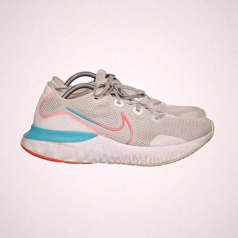 Nike, Laufschuhe, Größe: 45, Grau/Mehrfarbig, Damen #Fv9