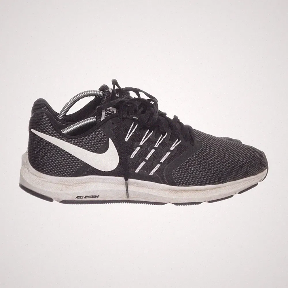 Nike, Laufschuhe, Größe: 45, model: run swift, Schwarz, Unisex (Erwachsene) #muc