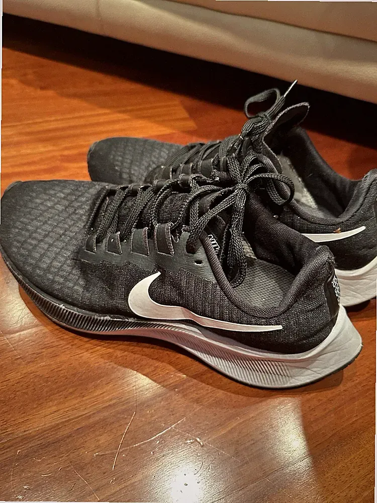 Nike Laufschuhe schwarz Damen 39