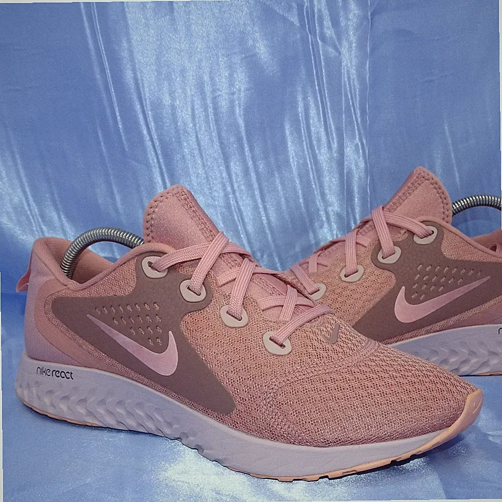 NIKE LEGEND REACT RUST PINK GR 40 LAUFSCHUHE DAMEN SNEAKER SCHUHE FREE RAR A10