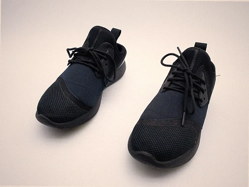 Nike LunarCharge Unisex Laufschuh Sportschuh schwarz Gr 40,5 EU Art 32671-98