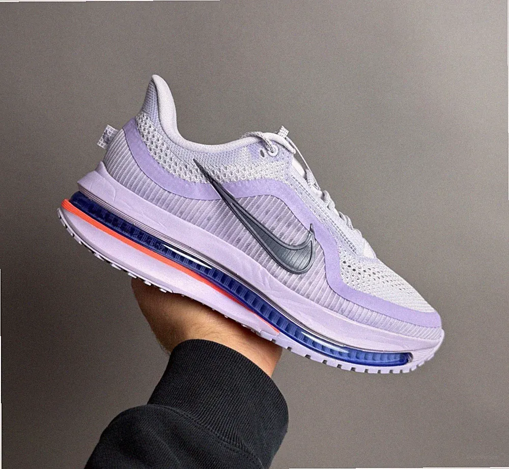 Nike Pegasus Premium Laufschuhe Damen EU 40 HQ2593-500