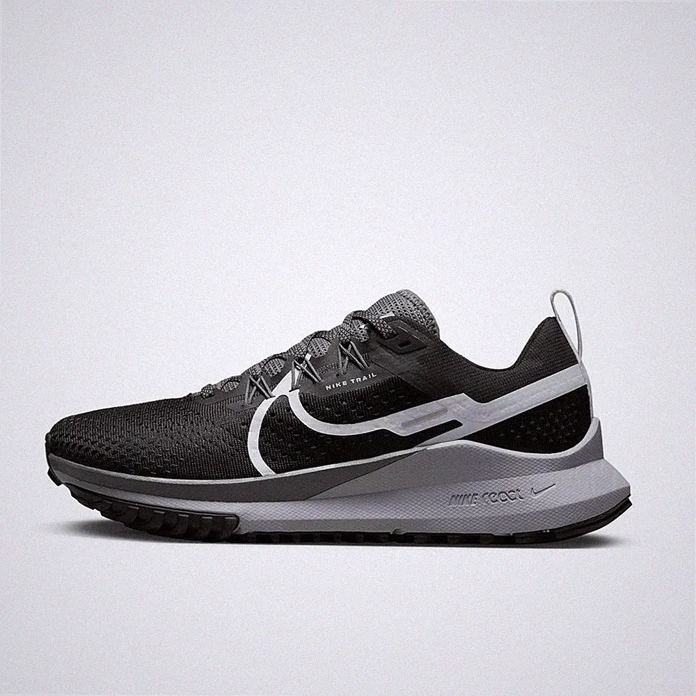 Nike Pegasus Trail 4 Damen Laufschuhe Running Schuhe Sportschuhe