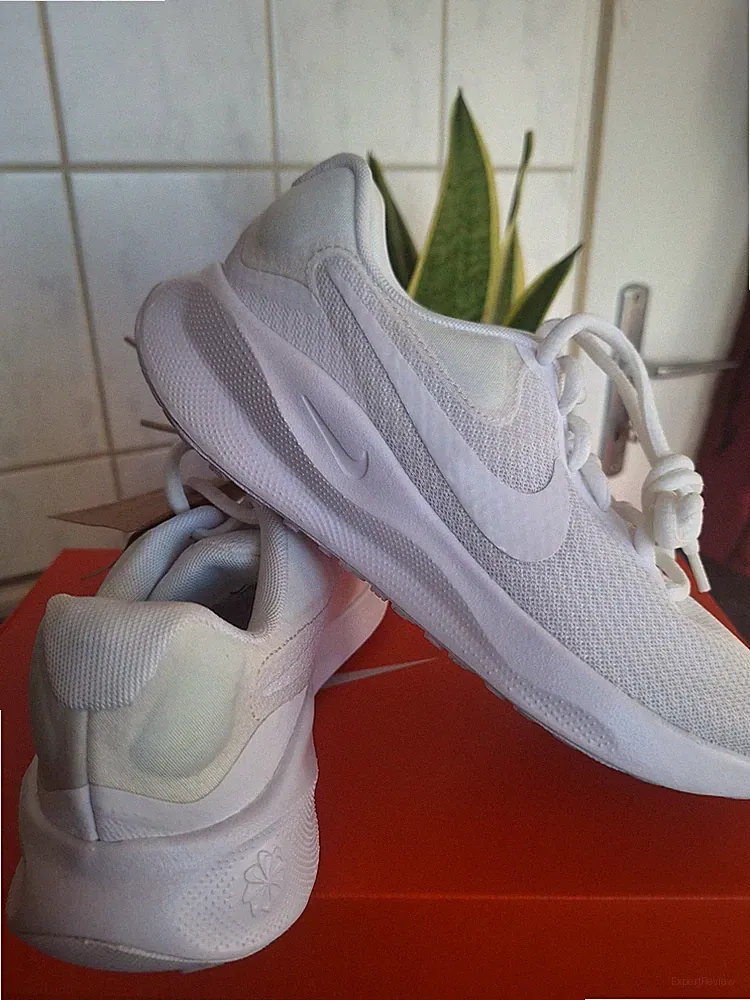 nike revolution 7 Damen Laufschuh Gr.37,5 Innensohlenlänge 24cm