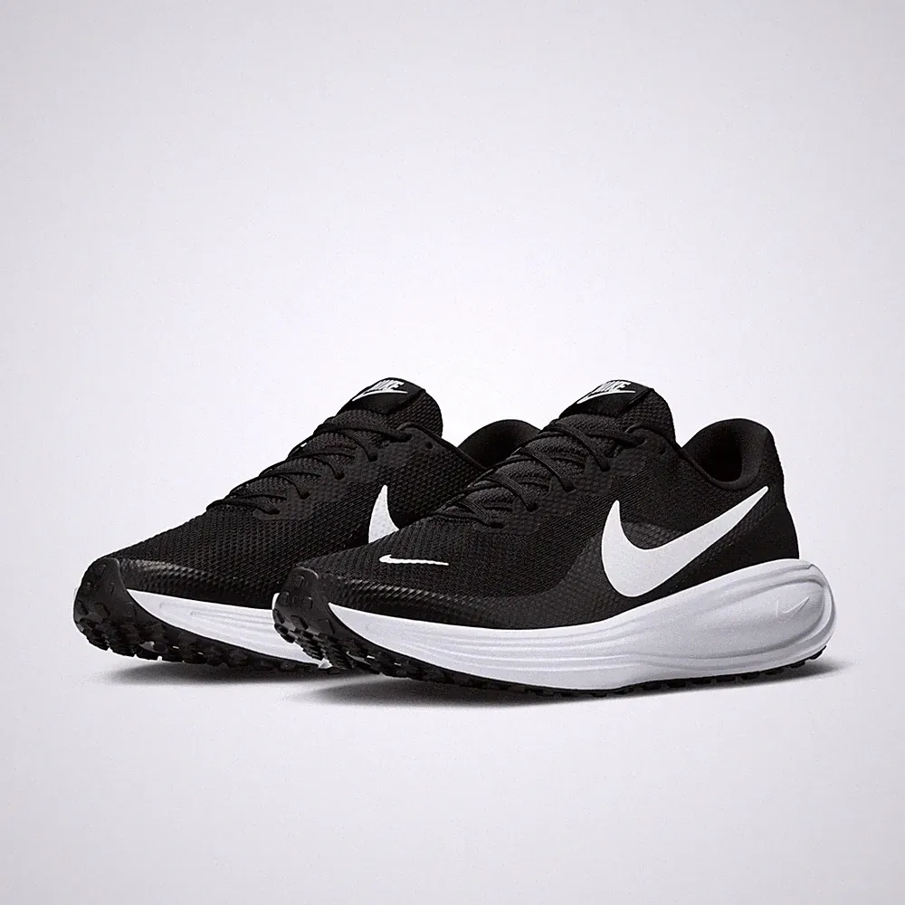 NIKE Revolution 8 Laufschuh , Gr. 45