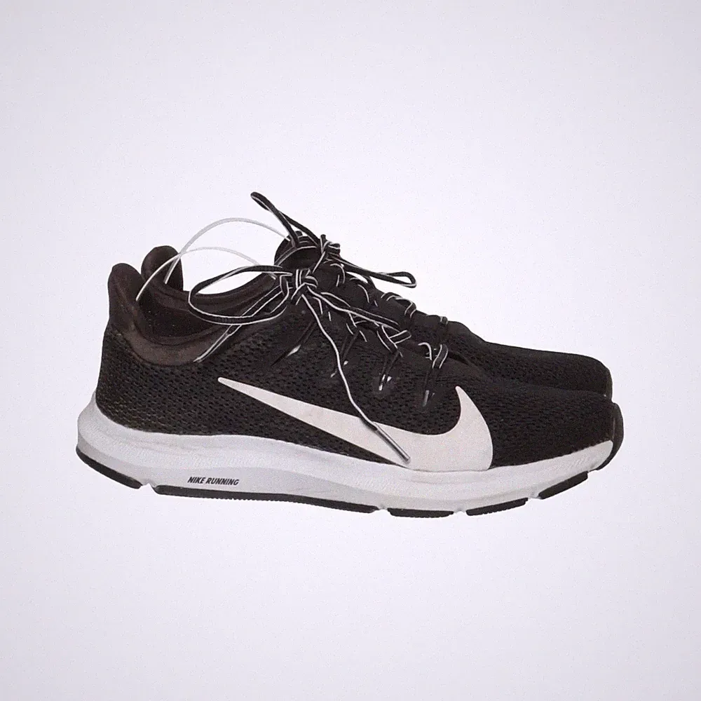 Nike Running, Laufschuhe, Größe: 39, Schwarz/Weiß, Damen #IUT