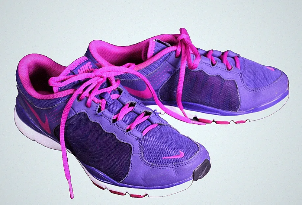 Nike Sneaker Flex Tr 2 Damen Sportschuhe Gr. 38 lila aubergine Laufschuhe BS727