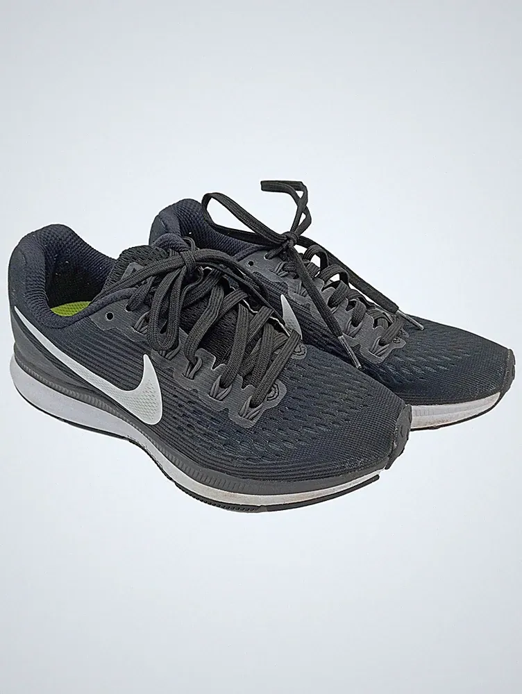Nike Sportschuhe Zoom Pegasus 34 Damen Gr. 35.5 Schwarz Laufschuhe Sportlich