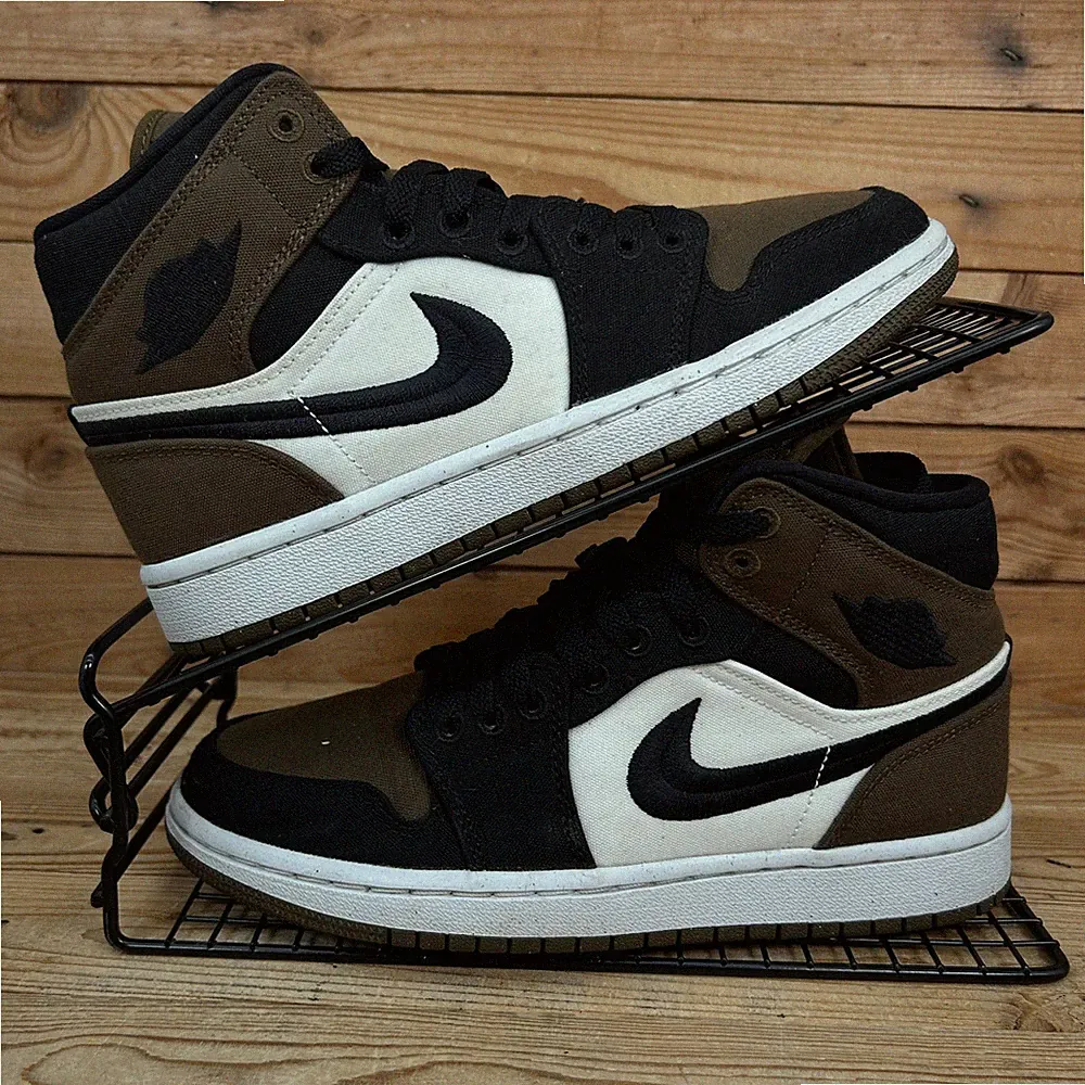 Nike Turnschuhe Damen Größe UK 4 Air Jordan 1 Mid SE Olive Toe Schwarz Canvas Schuhe