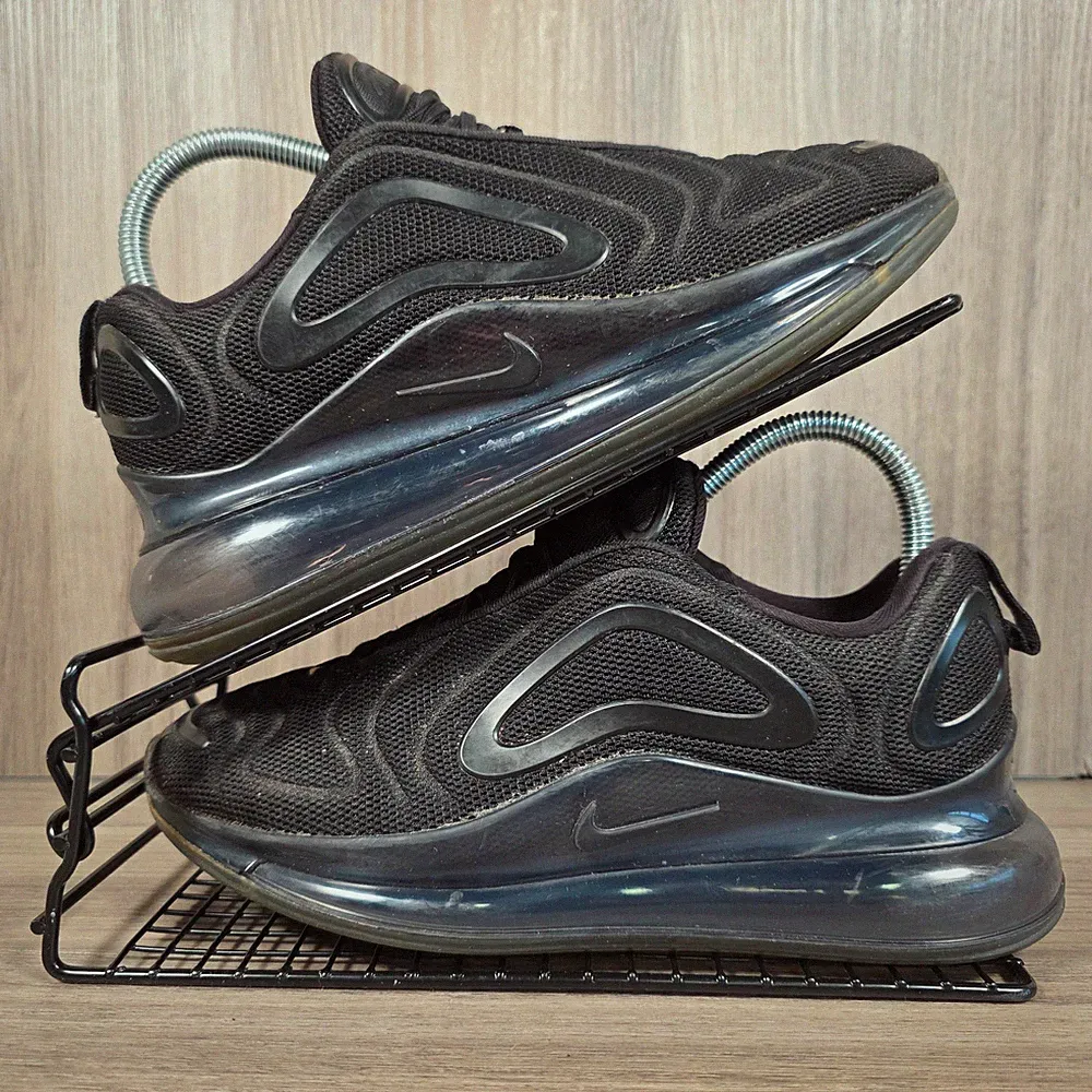 Nike Turnschuhe Damen Größe UK 5 Air Max 720 dreifach schwarz Mesh Laufen Fitnessschuhe