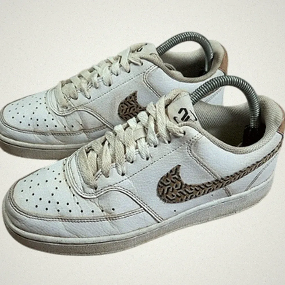 Nike Turnschuhe Damen UK 5 weiß braun Court Vision Lo NN NU Schuhe Streetwear