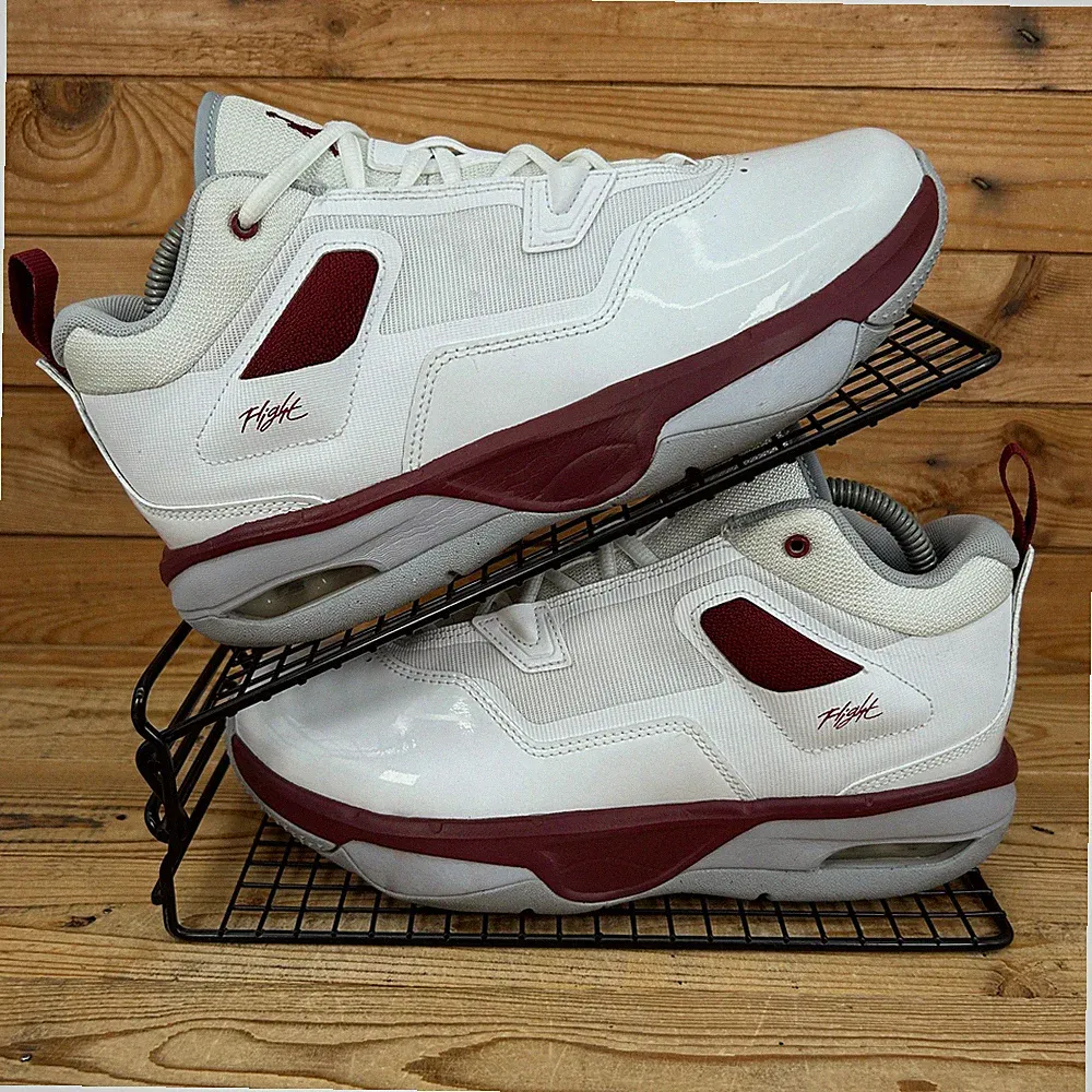 Nike Turnschuhe Damengröße UK 6 Air Jordan Stay Loyal 3 weiß Team rot Schuhe GS