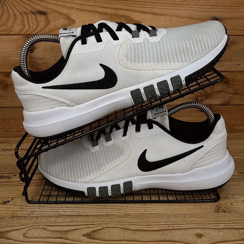 Nike Turnschuhe Herren Gr. UK 7,5 Flex Control 4 weiß schwarz Barfuß Laufen Fitnessschuhe