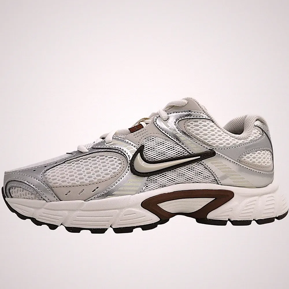 Nike V5 RNR Laufschuh Weiß