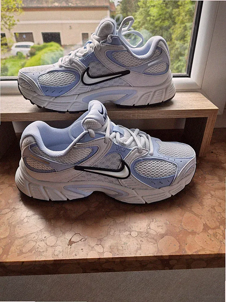 Nike V5 RNR Sneaker Damen Sportschuhe Laufschuhe Schuhe Fitnessschuhe