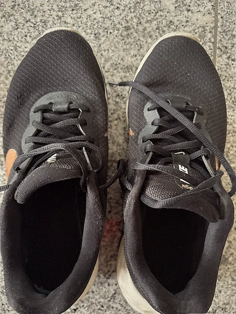 Gold Laufschuhe Größe 40 Damen