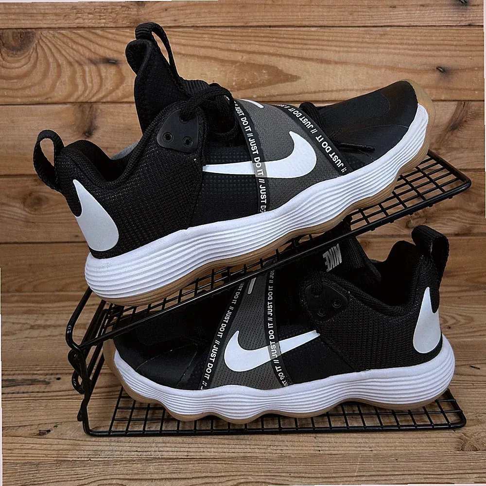 Nike Volleyball Schuhe Damen UK 2,5 React HyperSet schwarz Gummi Hallenschuhe