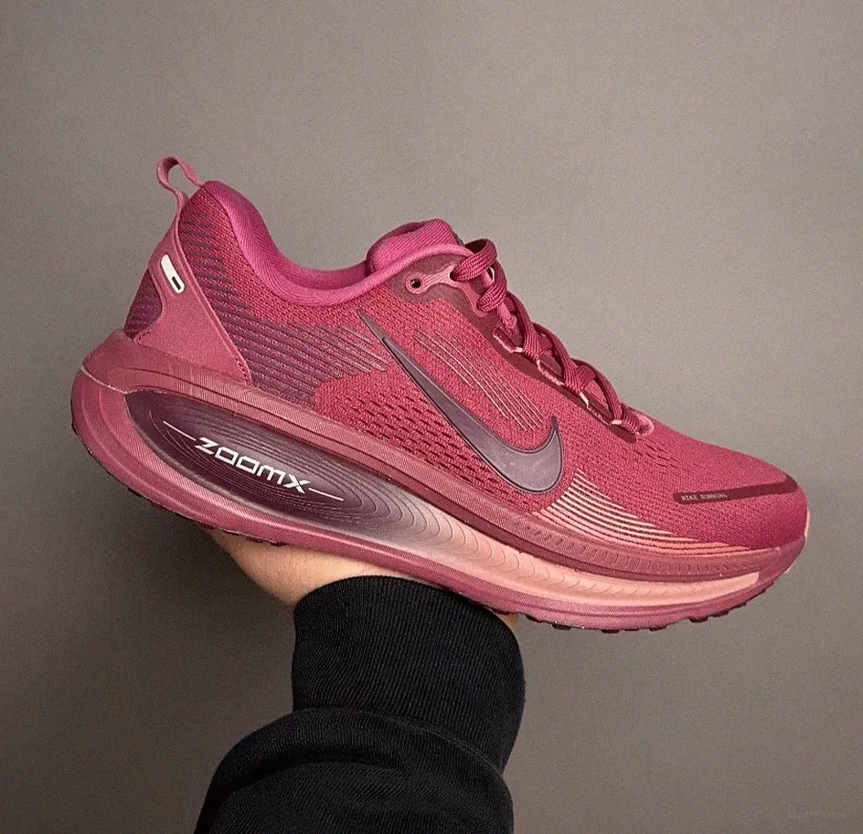 Nike Vomero 18 Damen Laufschuhe EU 40.5 Sweet Beet HM6804-604