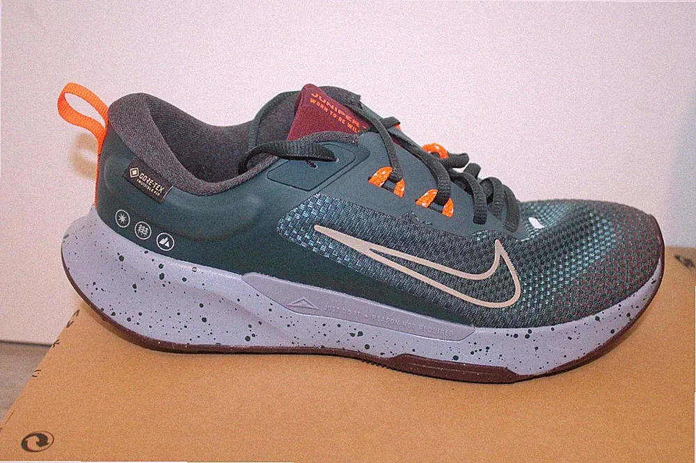 Nike WMNS Juniper Trail 2 GTX V2 Damen Running Schuhe Gore Tex Grün Blau Orange
